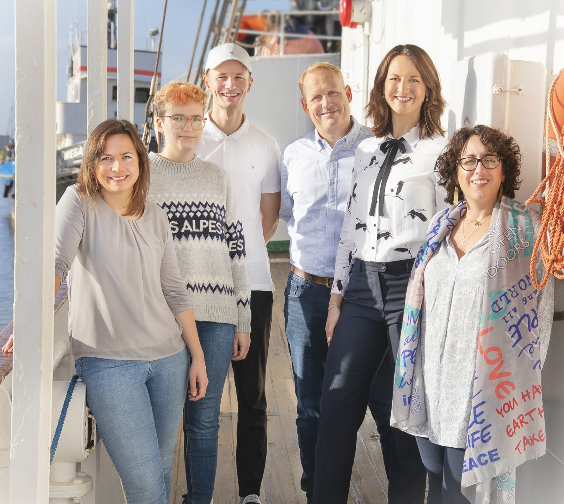 website2 crew
